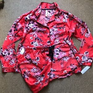Gillian & O’Malley Pajama Set Red Floral XXL